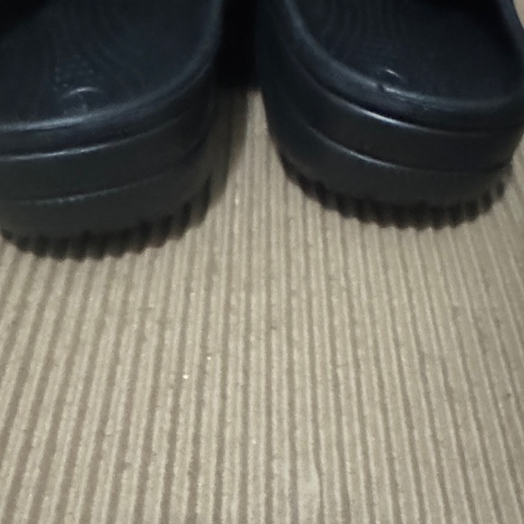 NWT CROCS Unisex Size M11 Black Ralen Clog Roomy Fit - Picture 10 of 10